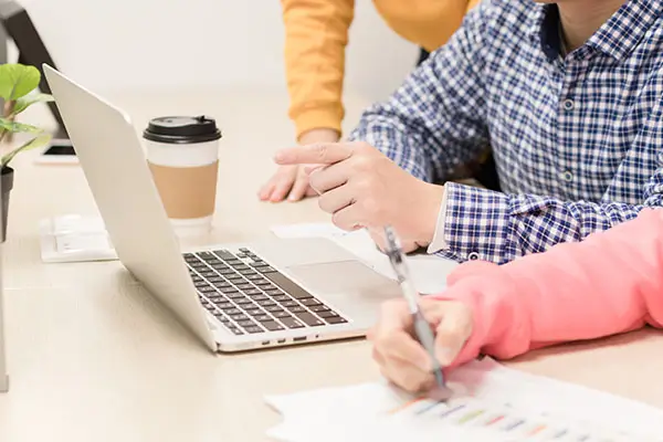 德国那边的人到长沙旅游费用