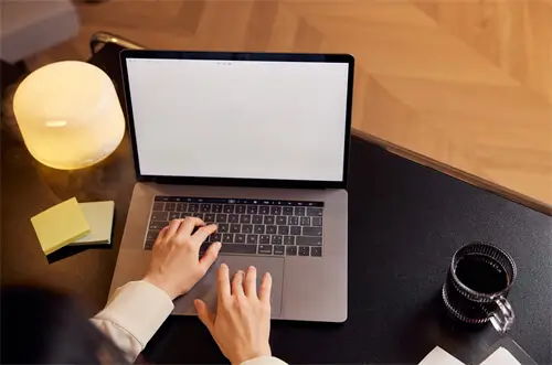 刚果(金)那边的人到长沙旅游多少公里